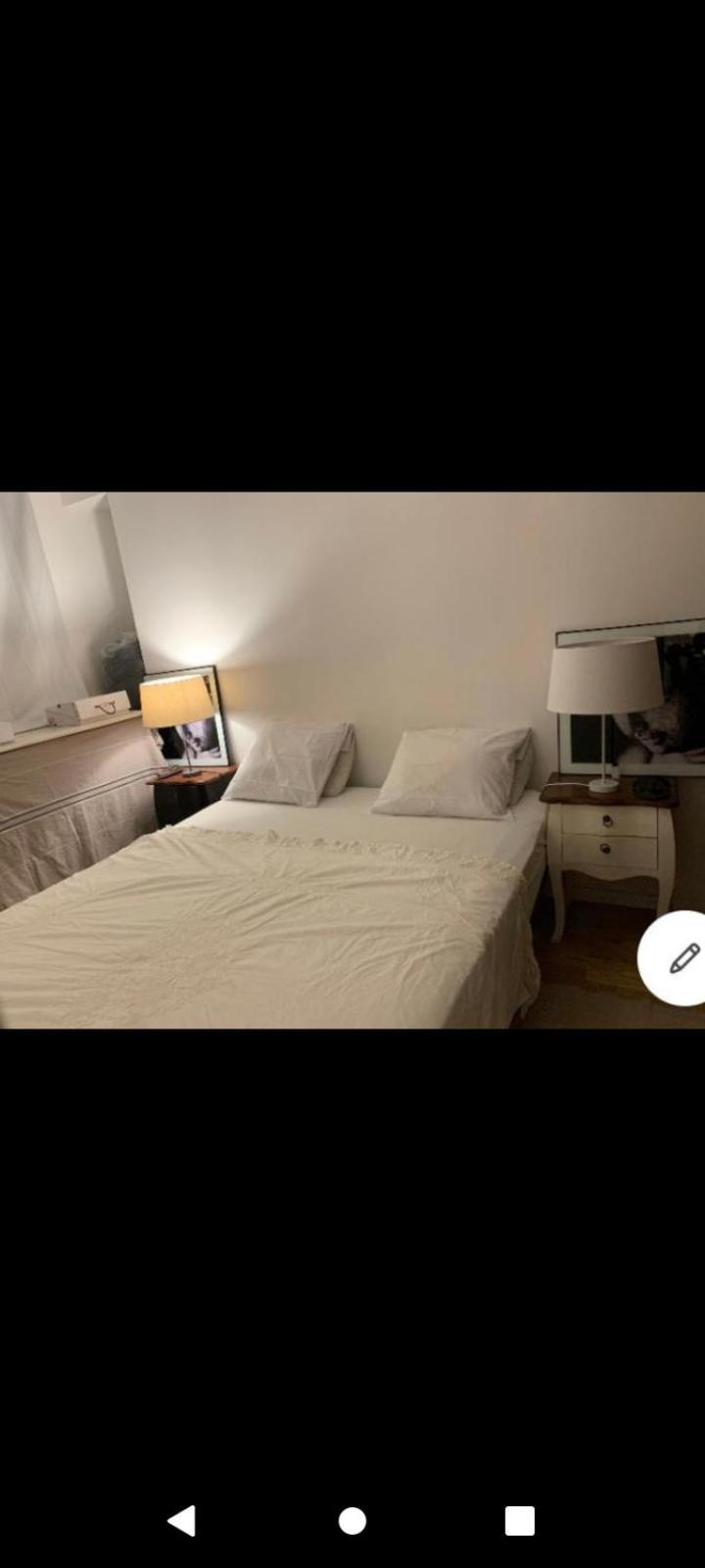 Grand Appartement En Duplex A 博让西 外观 照片